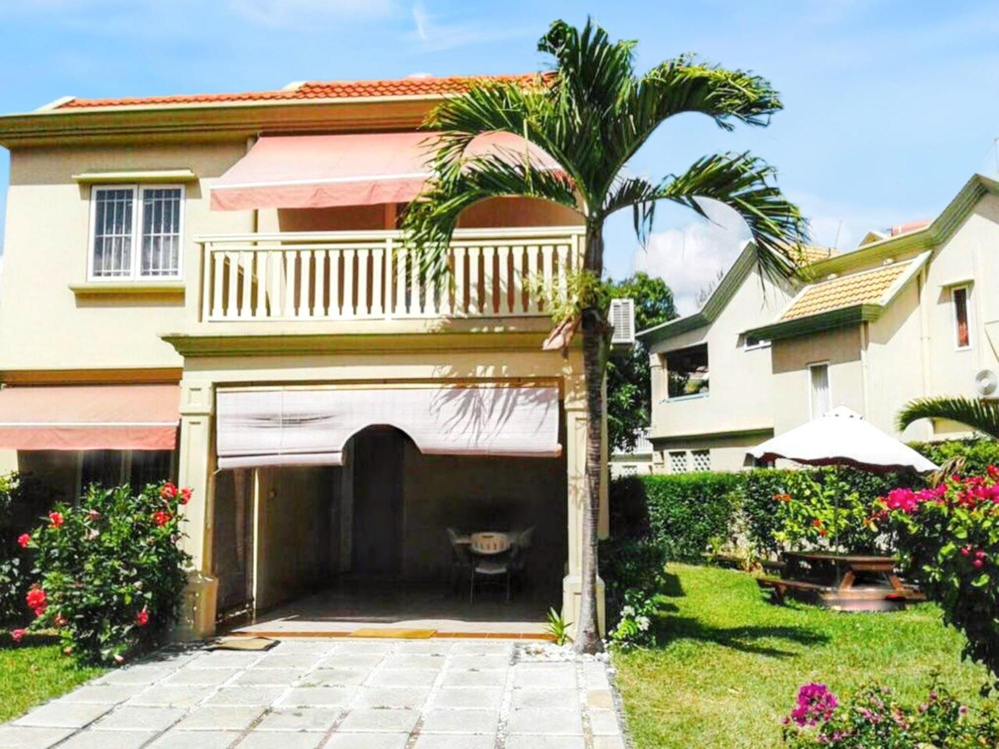 Spacious House In Flic En Flac With Shared Pool Εξωτερικό φωτογραφία