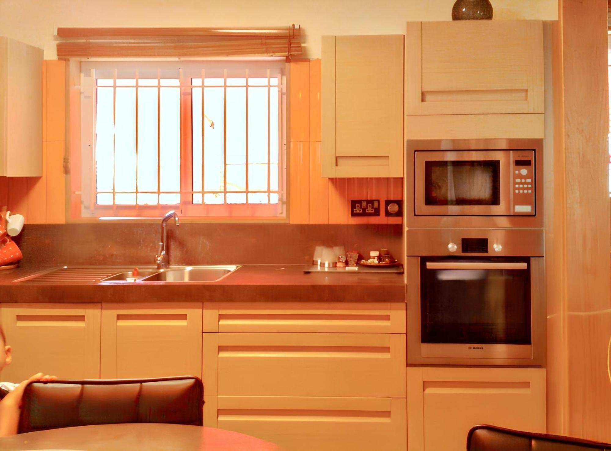 Spacious House In Flic En Flac With Shared Pool Εξωτερικό φωτογραφία